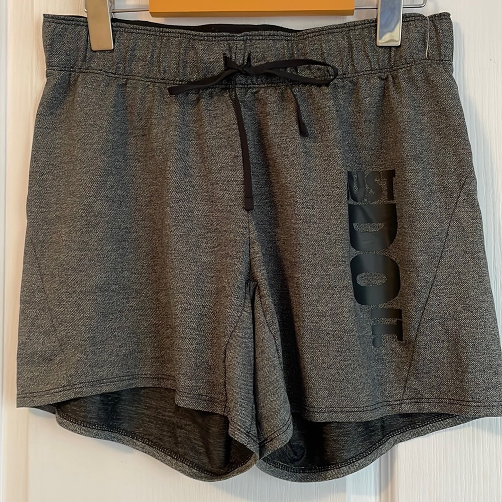 Nike Dri-fit elastic waist with drawstring shorts grey with black logo Sz M